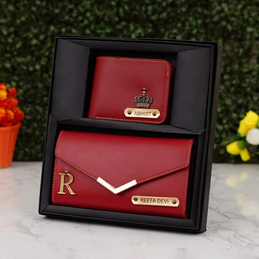 Personalised Couple Wallet with custom name, color and charm design – gift for couples, anniversaries, weddings and Valentine’s Day