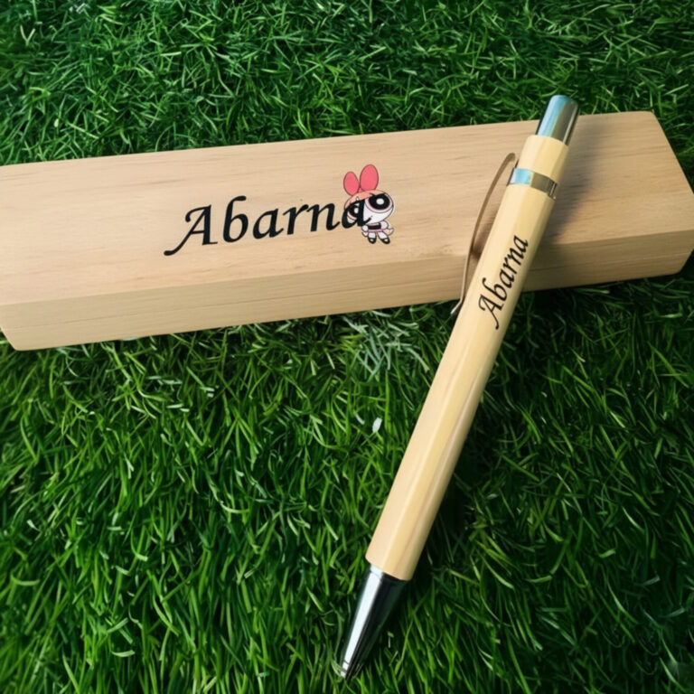Personalised wooden pen with box and custom name engraving